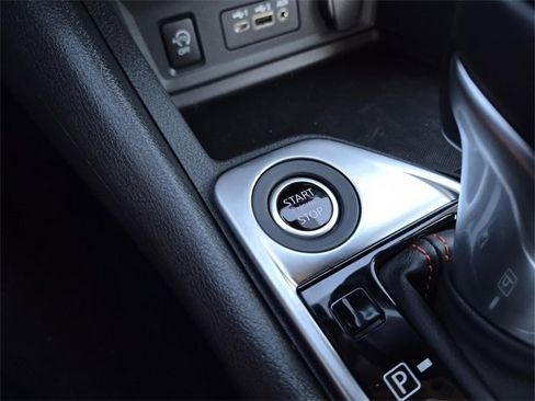 New 2025 Nissan Sentra SR w/ Midnight Edition image 18