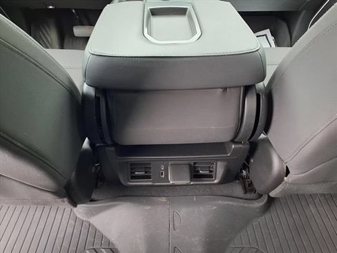 Used 2023 Chevrolet Silverado 1500 RST AWD/4WD image 16