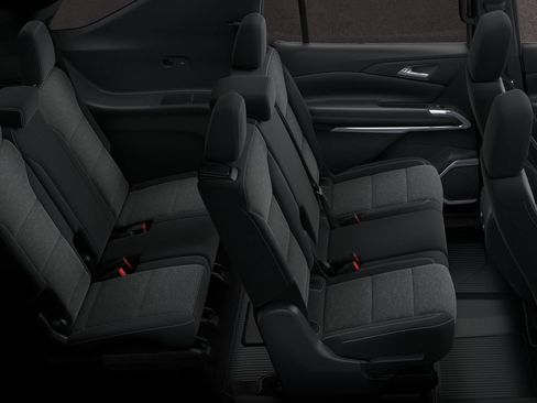 New 2026 Chevrolet Traverse LT w/ Sun and Wheel Package FWD image 11