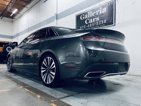 Used 2019 Lincoln MKZ Reserve w/ Luxury Package FWD image 4