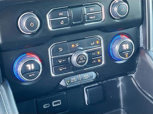 Used 2023 Chevrolet Tahoe LS image 15