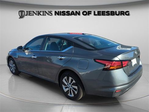 Certified 2025 Nissan Altima 2.5 S image 6