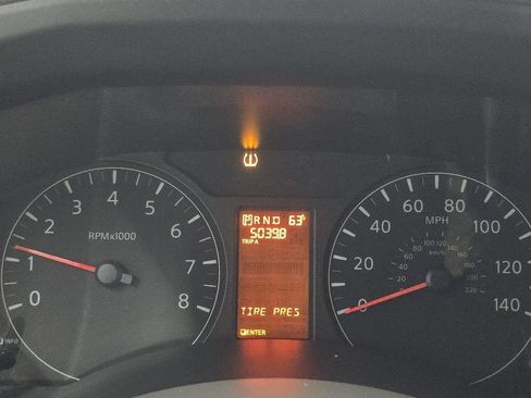 Used 2021 Nissan NV 2500 S image 18