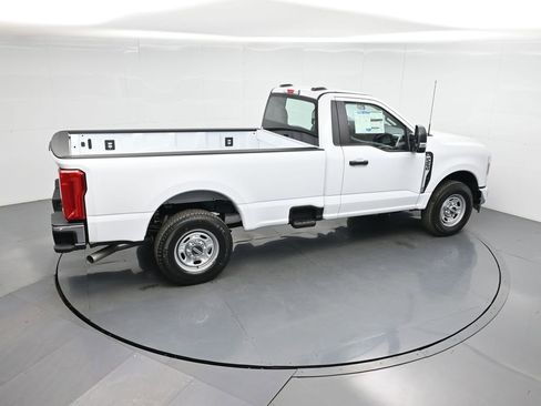 New 2026 Ford F250 XL w/ XL Chrome Package image 34