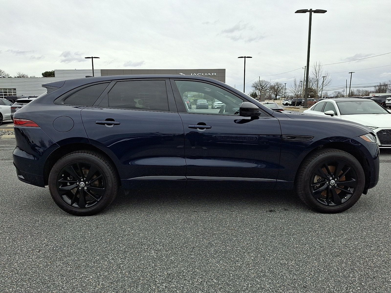 Used 2026 Jaguar F-PACE R-Dynamic S AWD/4WD image 7
