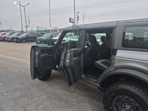 New 2025 Ford Bronco 4-Door w/ Sasquatch Package image 12