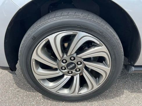 Used 2022 Lincoln Navigator L Reserve image 17