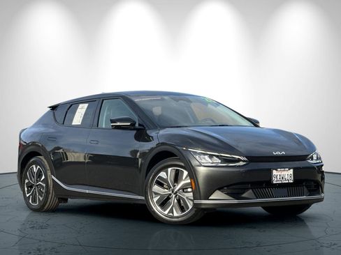 Certified 2023 Kia EV6 Light image 2