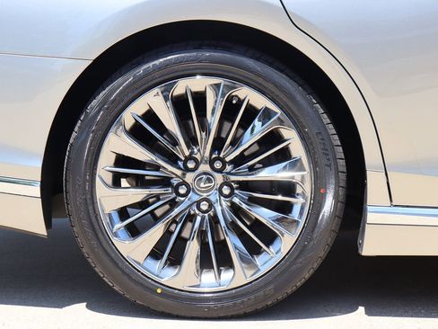 Used 2018 Lexus LS 500 image 66