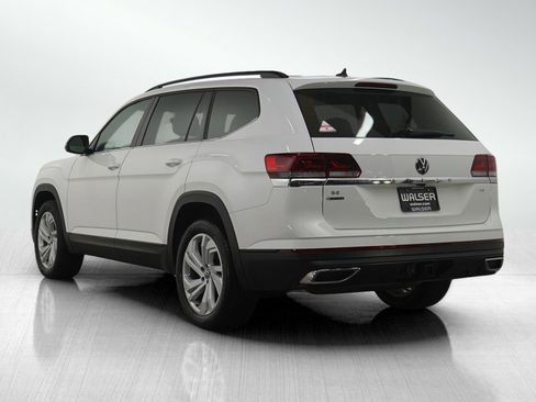 Used 2023 Volkswagen Atlas SE image 3