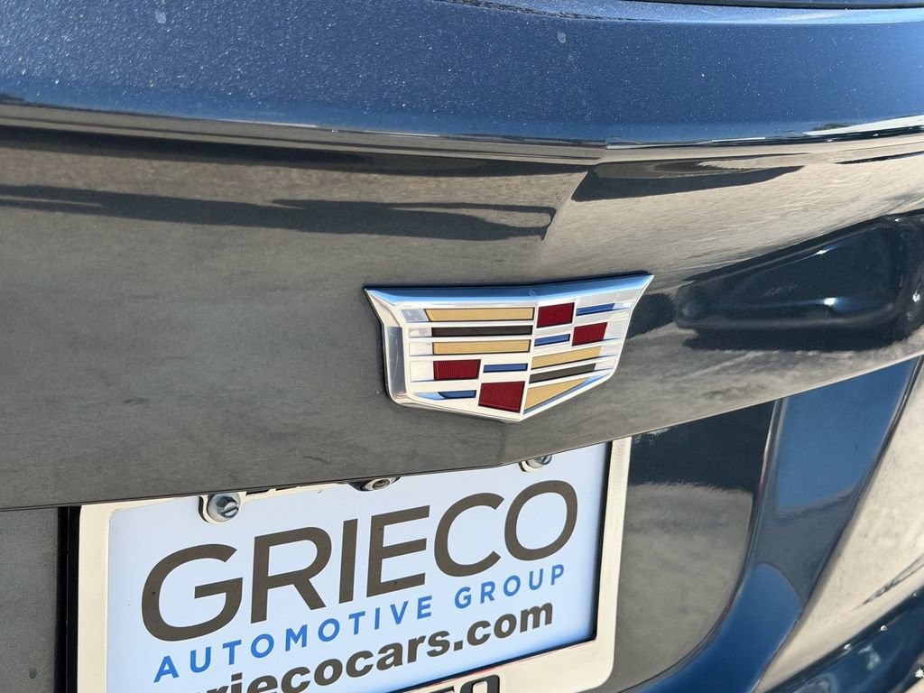 Used 2019 Cadillac XT4 Sport w/ Cold Weather Package FWD image 14