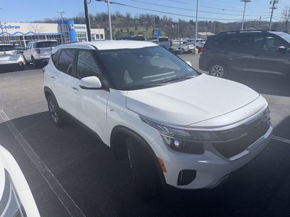 Certified 2024 Kia Seltos LX