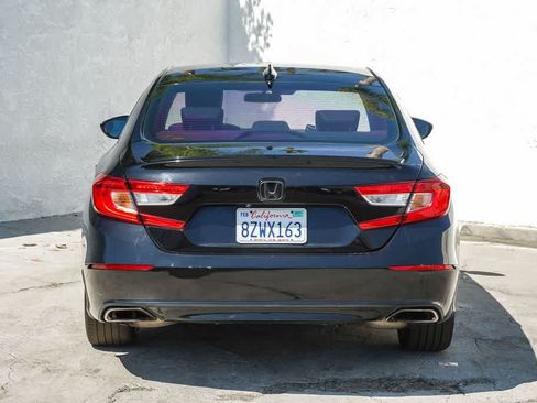 Used 2019 Honda Accord Sport image 8