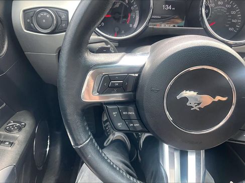Used 2016 Ford Mustang Premium RWD image 21