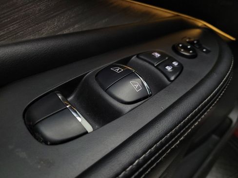 Used 2015 Nissan Murano SL w/ Cargo Package image 27