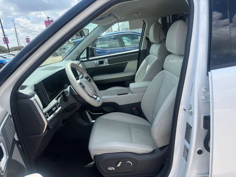 Used 2026 Hyundai Santa Fe SEL FWD image 28