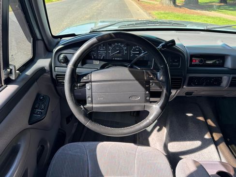 Used 1996 Ford Bronco XLT AWD/4WD image 28