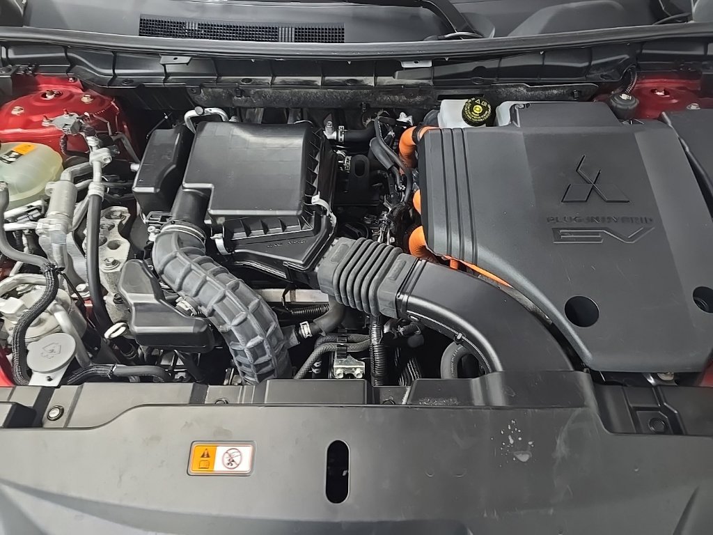 Used 2023 Mitsubishi Outlander SEL AWD/4WD image 13