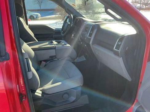 Used 2016 Ford F150 XLT w/ XTR Package image 28