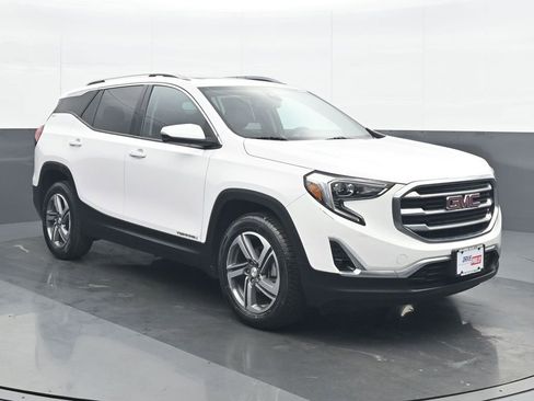Used 2021 GMC Terrain SLT w/ Infotainment Package II AWD/4WD image 9