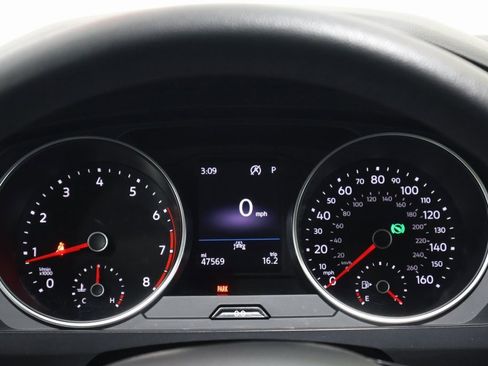 Used 2021 Volkswagen Tiguan S image 18