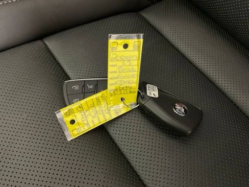 Used 2023 Buick Envision Essence w/ Sport Touring Package AWD/4WD image 50
