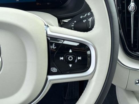 New 2026 Volvo XC60 B5 Ultra w/ Climate Package image 27
