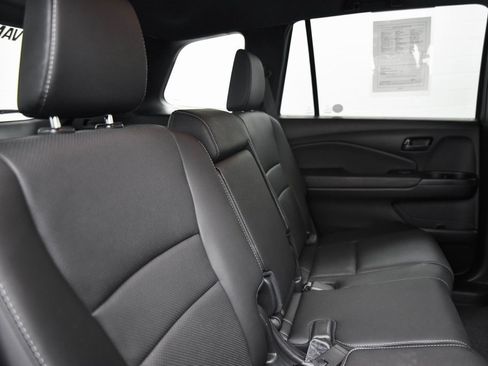 Used 2023 Honda Passport EX-L image 14