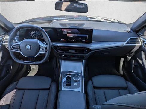 Used 2025 BMW 430i xDrive w/ Premium Package image 18