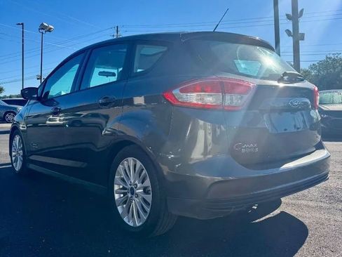 Used 2017 Ford C-MAX Energi SE w/ Equipment Group 402A image 3