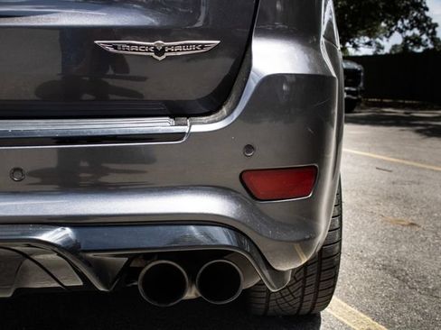 Used 2018 Jeep Grand Cherokee Trackhawk w/ Trailer Tow Group IV AWD/4WD image 12