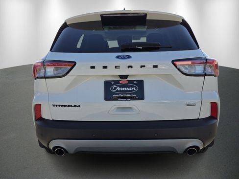 Used 2020 Ford Escape Titanium w/ Titanium Premium Package 2.0 image 6