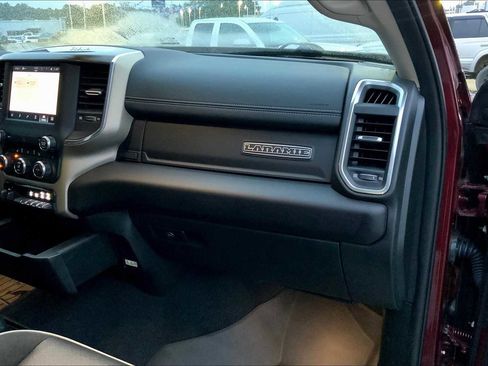 Used 2022 RAM 2500 Laramie w/ Protection Group image 17