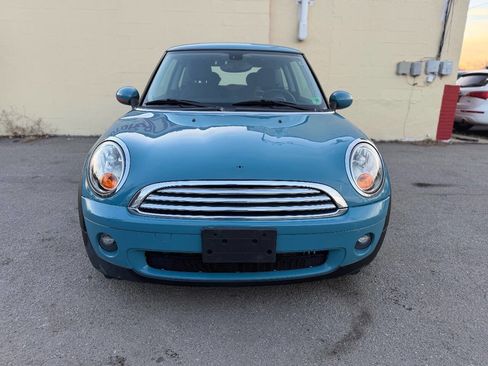 Used 2010 MINI Cooper Hardtop image 3