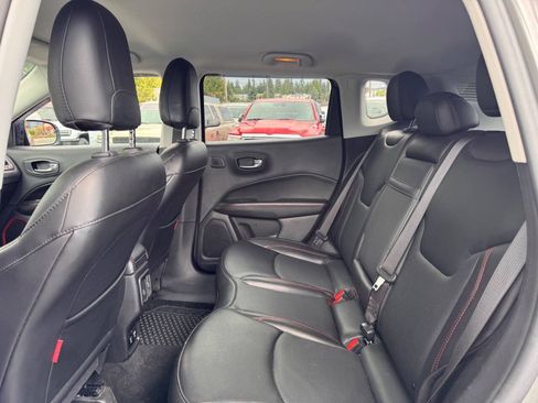Used 2020 Jeep Compass Trailhawk w/ Leather Interior Group AWD/4WD image 9