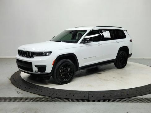 Used 2023 Jeep Grand Cherokee L Limited w/ Luxury Tech Group II AWD/4WD image 4