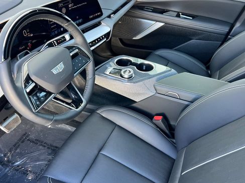 Used 2026 Cadillac Optiq Luxury 2 w/ LPO, Floor Liner Package RWD image 9