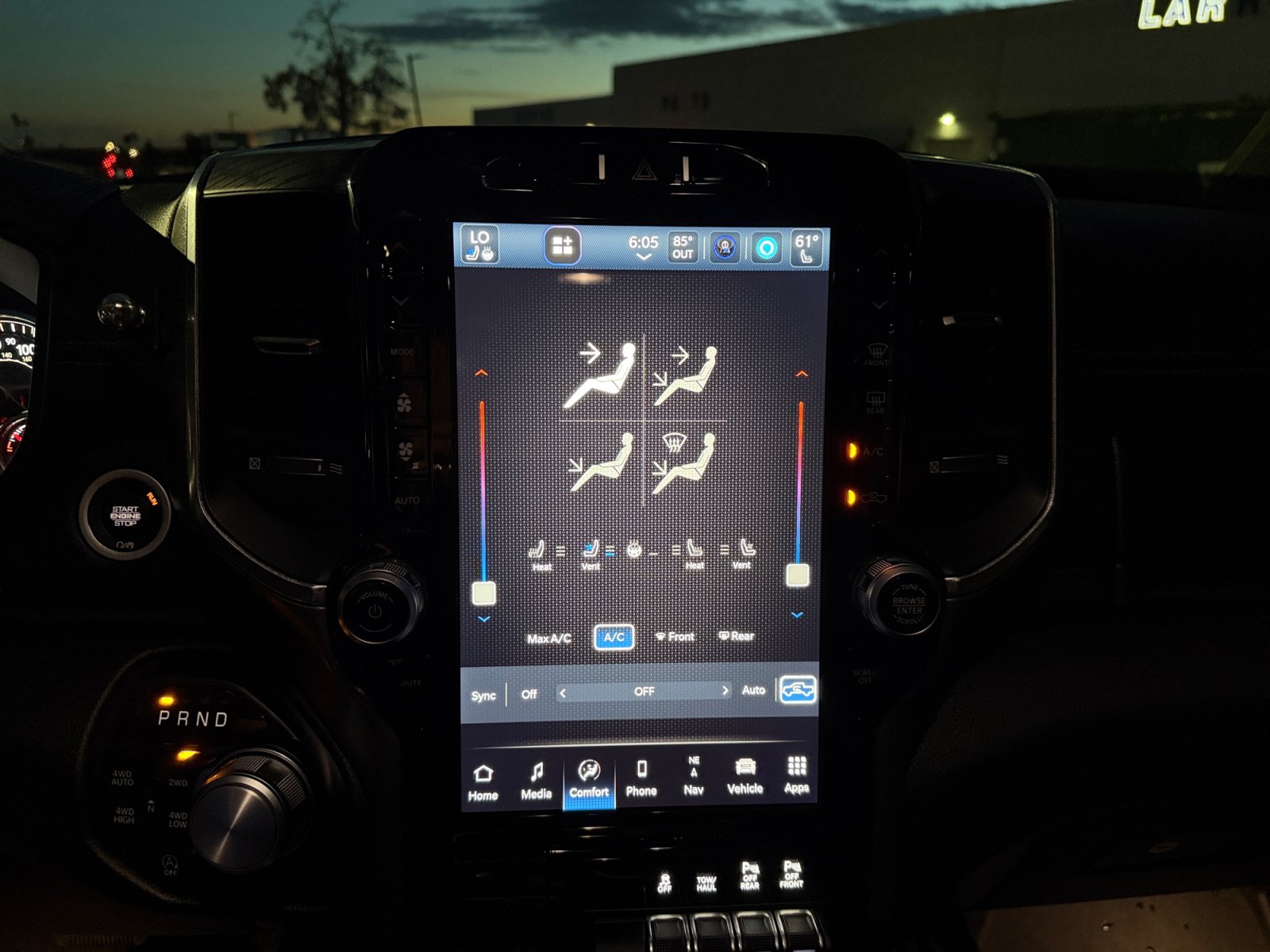 Used 2023 RAM 1500 Laramie AWD/4WD image 25
