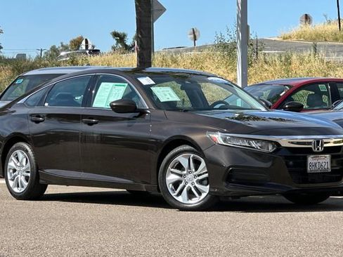 Certified 2018 Honda Accord LX image 3