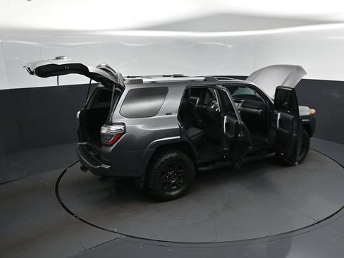 Used 2021 Toyota 4Runner SR5 Premium w/ Moonroof Package RWD image 49
