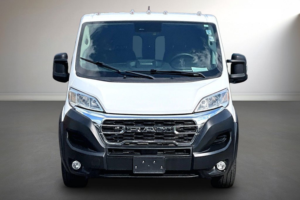 Used 2023 RAM ProMaster 2500 FWD image 2