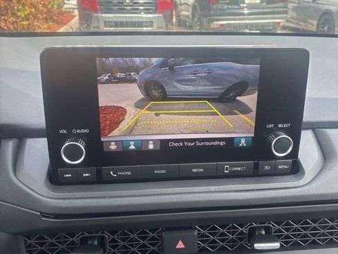 Used 2025 Honda Accord SE image 18