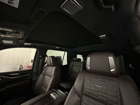 Used 2024 Cadillac Escalade Sport Platinum image 25