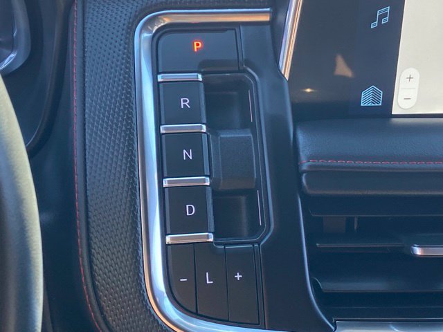 Used 2023 Chevrolet Tahoe RST w/ Sport Performance Package AWD/4WD image 20