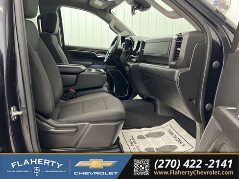 Used 2023 Chevrolet Silverado 1500 LT AWD/4WD image 15