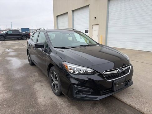 Used 2019 Subaru Impreza 2.0i Premium image 2