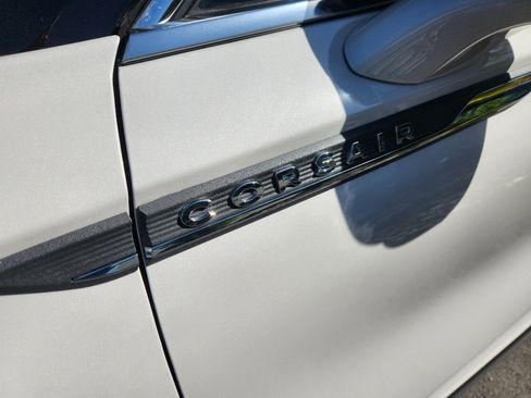 Used 2022 Lincoln Corsair Reserve w/ Equipment Group 201A image 10