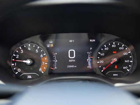 Used 2025 Jeep Compass Limited image 12