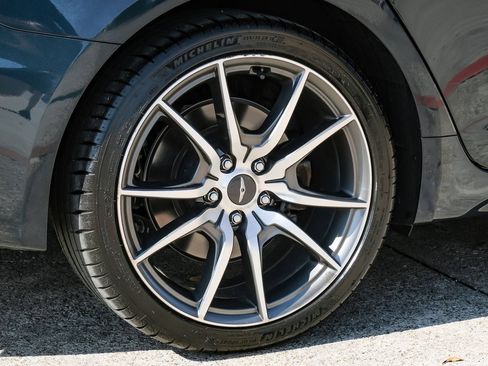 Used 2023 Genesis G70 2.0T image 56