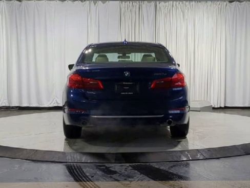 Used 2019 BMW 530e xDrive w/ Luxury Package image 9